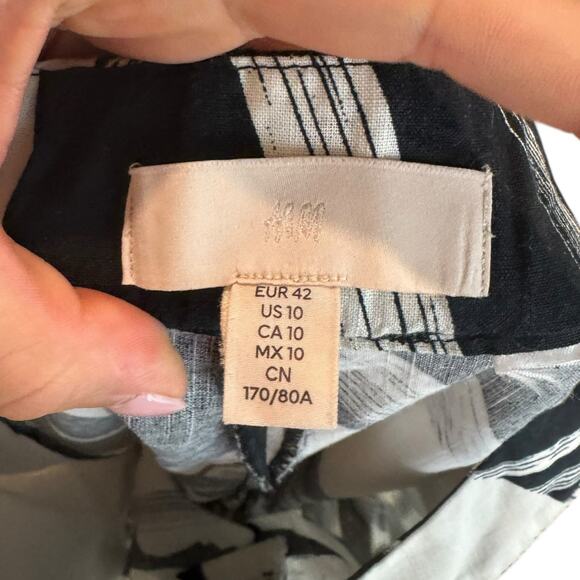 H&M 10 Tropical Pleated Wide Leg Zip Close Pull On High Rise Pants Deep Pockets - Picture 7 of 7